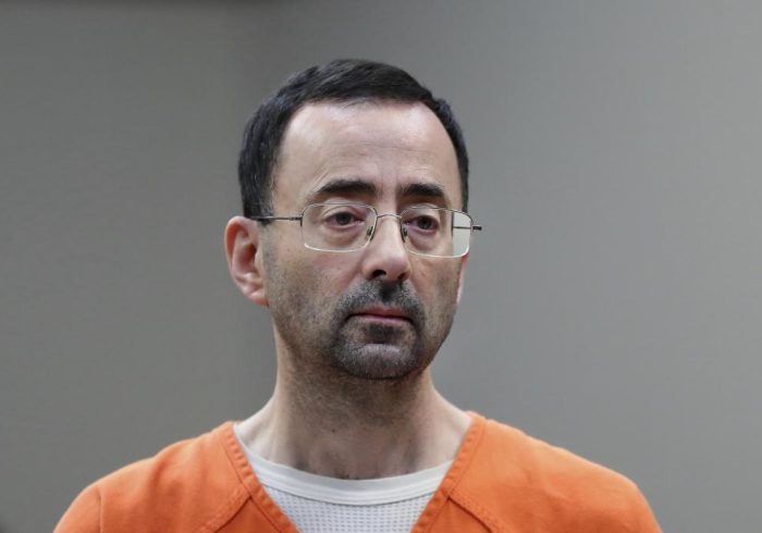 ApuÃ±alan en la cÃ¡rcel a Larry Nassar, condenado por abuso sexual de gimnastas