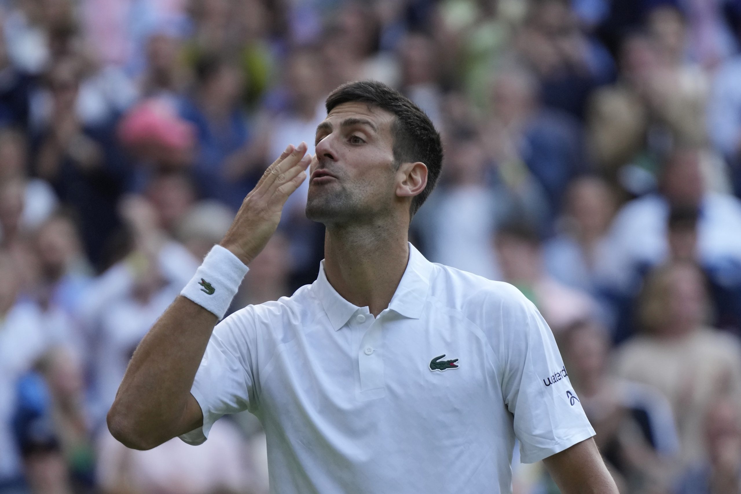 Djokovic, del parchÃ­s a la tercera ronda de Wimbledon