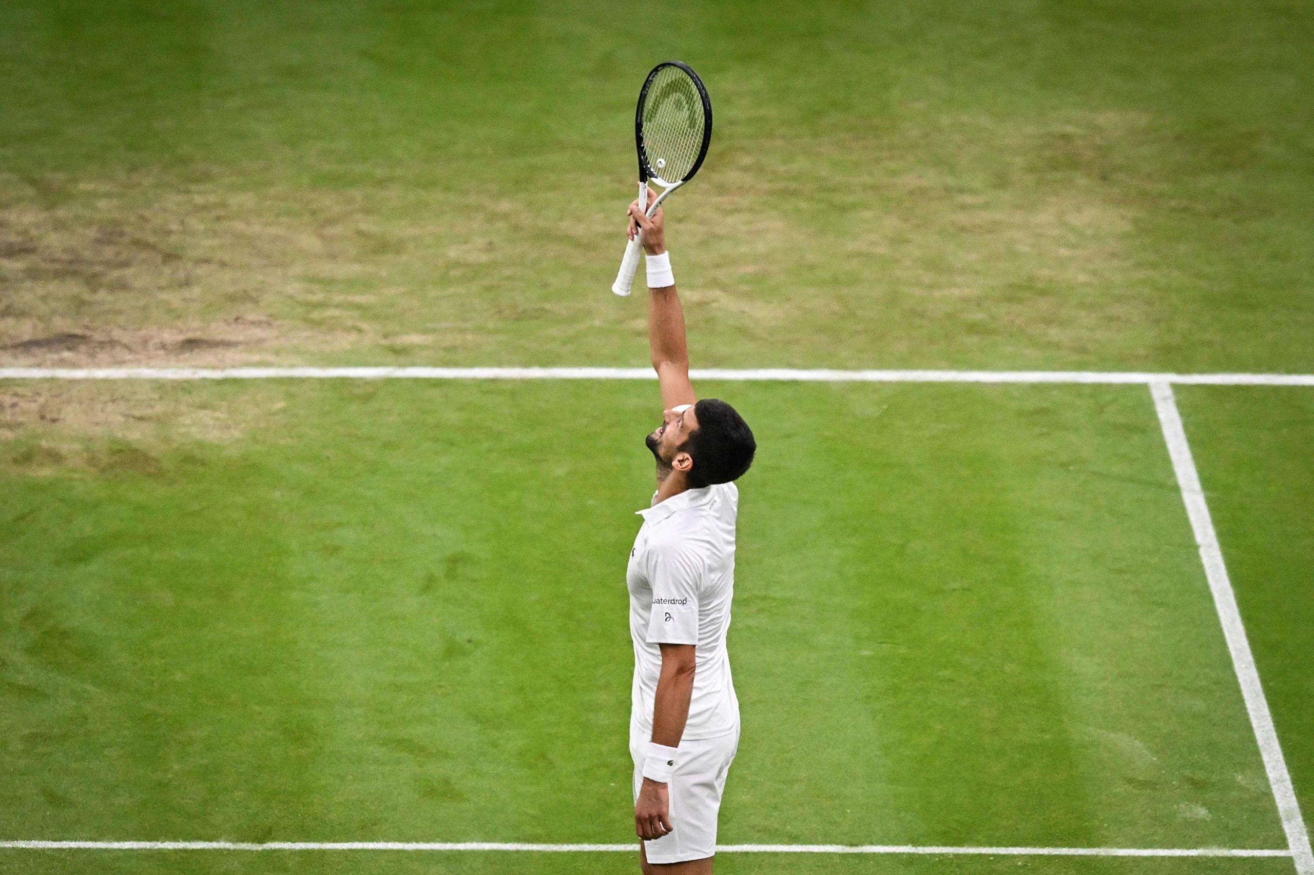 Djokovic exhibe su autoridad ante Sinner y disputarÃ¡ su novena final del torneo