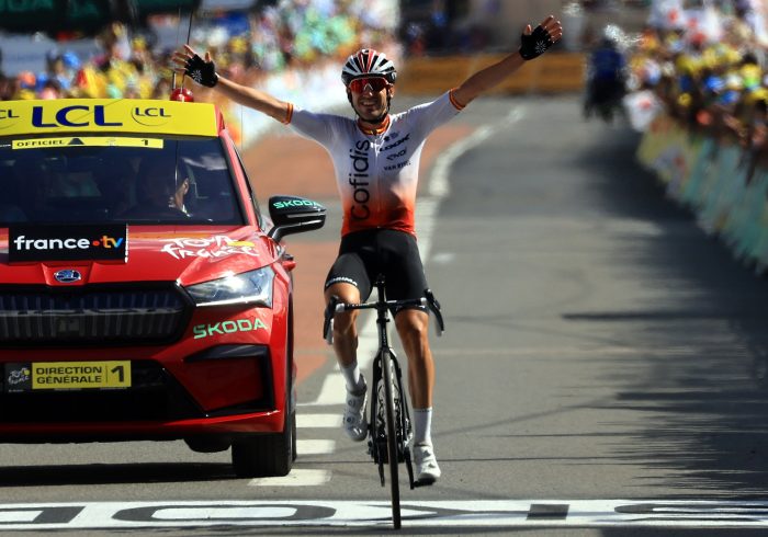 La segunda victoria espaÃ±ola en el Tour desde dentro: "Â¡Izagirre a 50 segundos!"