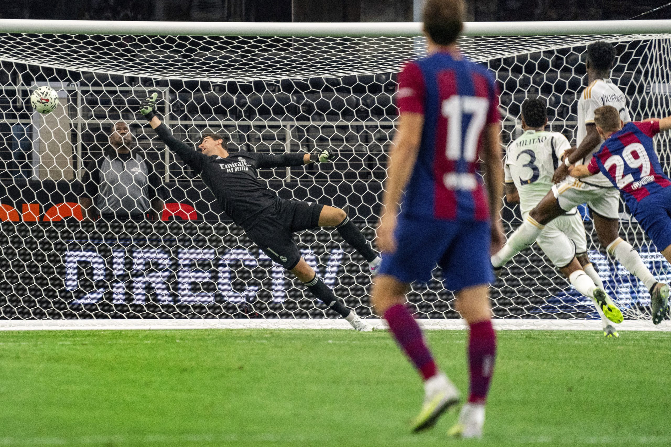 Primera alarma roja para el Madrid