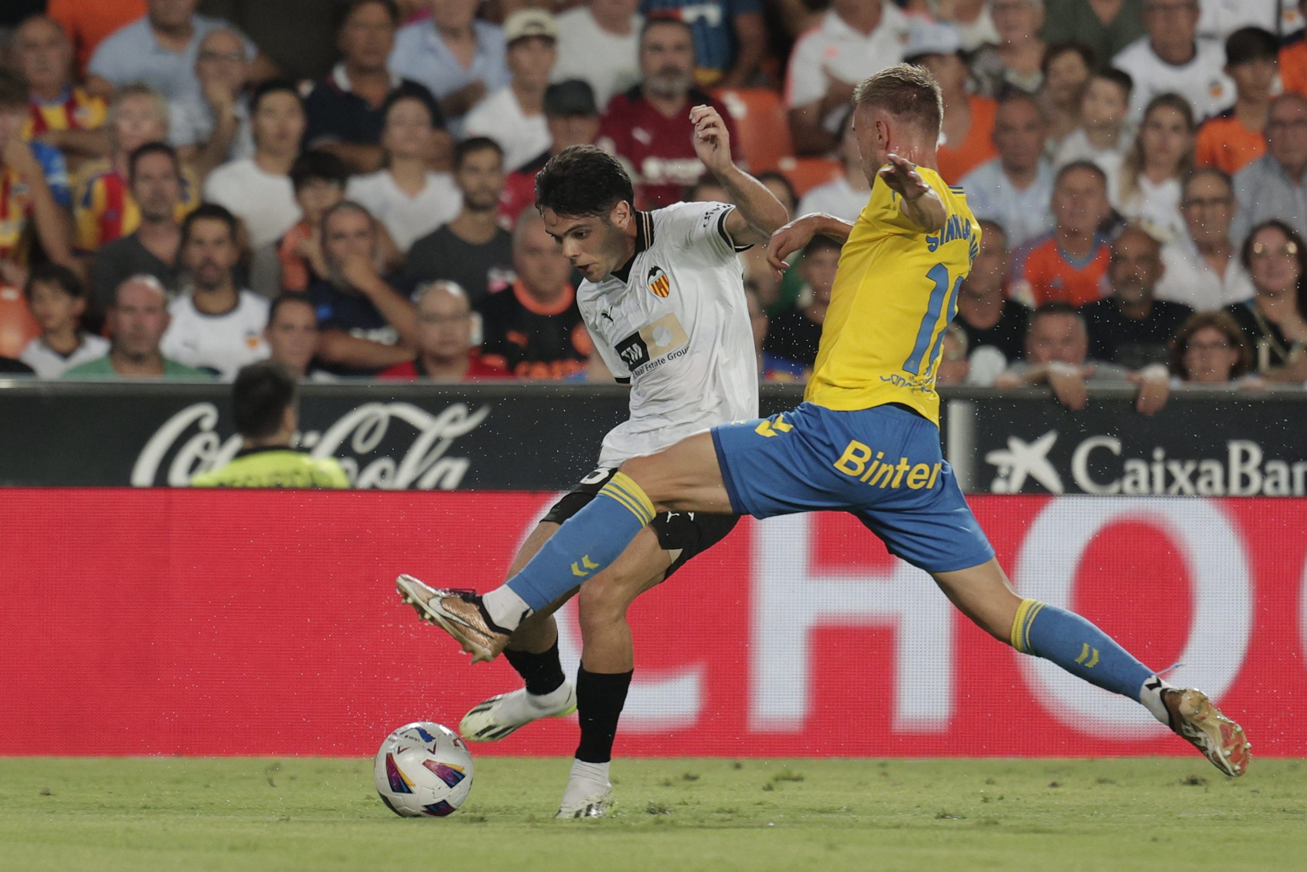 El Valencia saca el manual de ganar sin gol