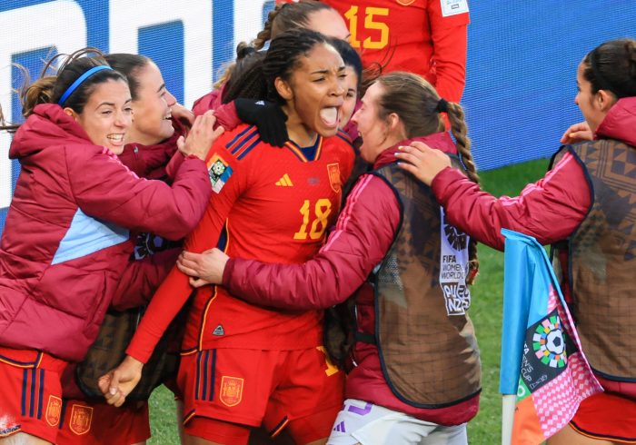 EspaÃ±a sigue haciendo historia y pasa a semifinales tras vencer a PaÃ­ses Bajos (2-1) en la prÃ³rroga