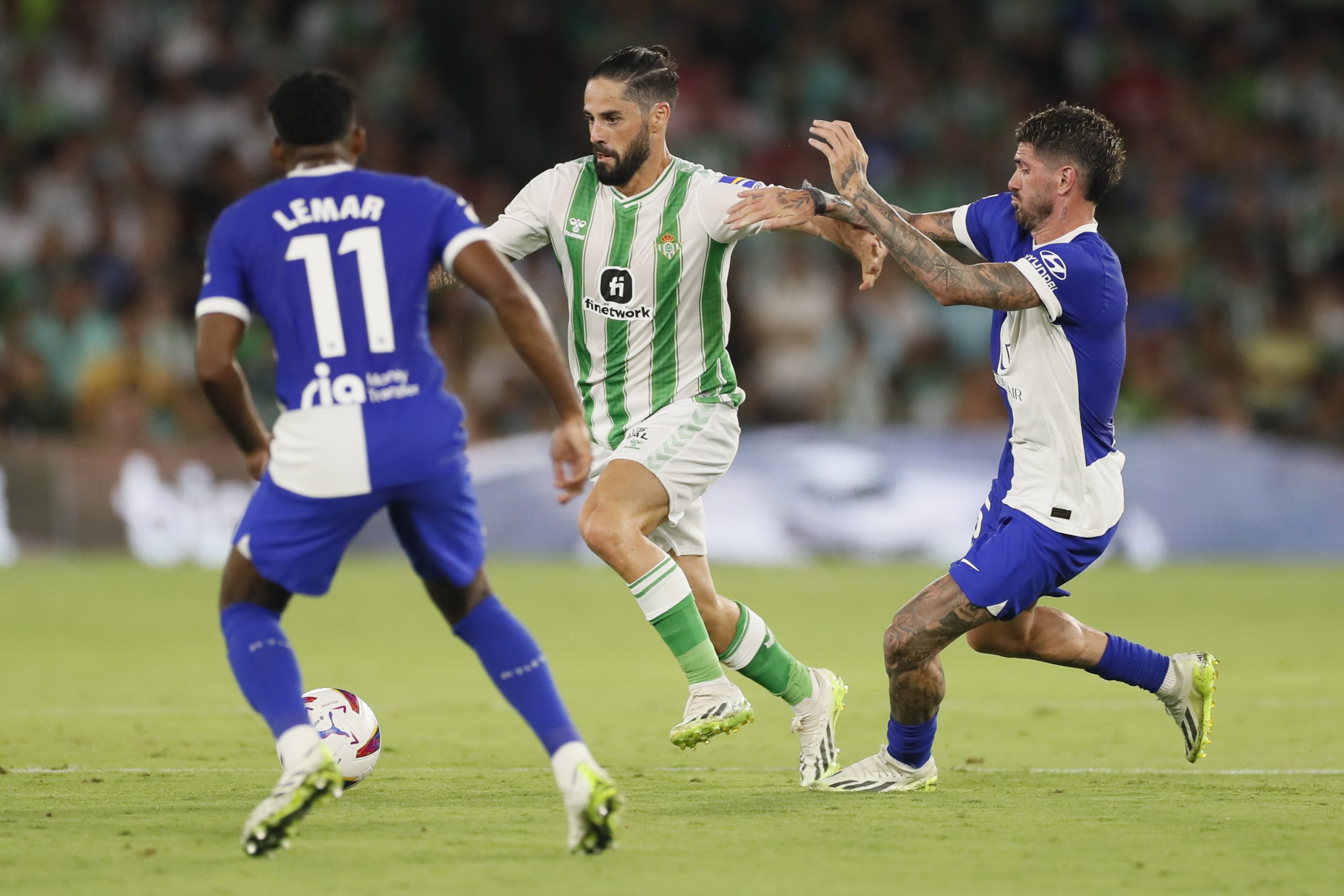 Mucho calor y poco fÃºtbol en el VillamarÃ­n: empate sin goles entre Betis y AtlÃ©tico