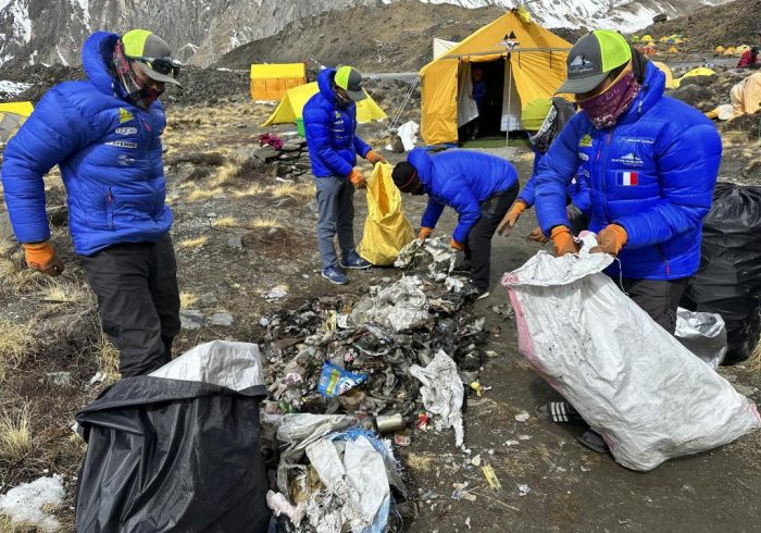 Nepal planea subir a 15.000 dÃ³lares el precio del permiso para ascender al Everest