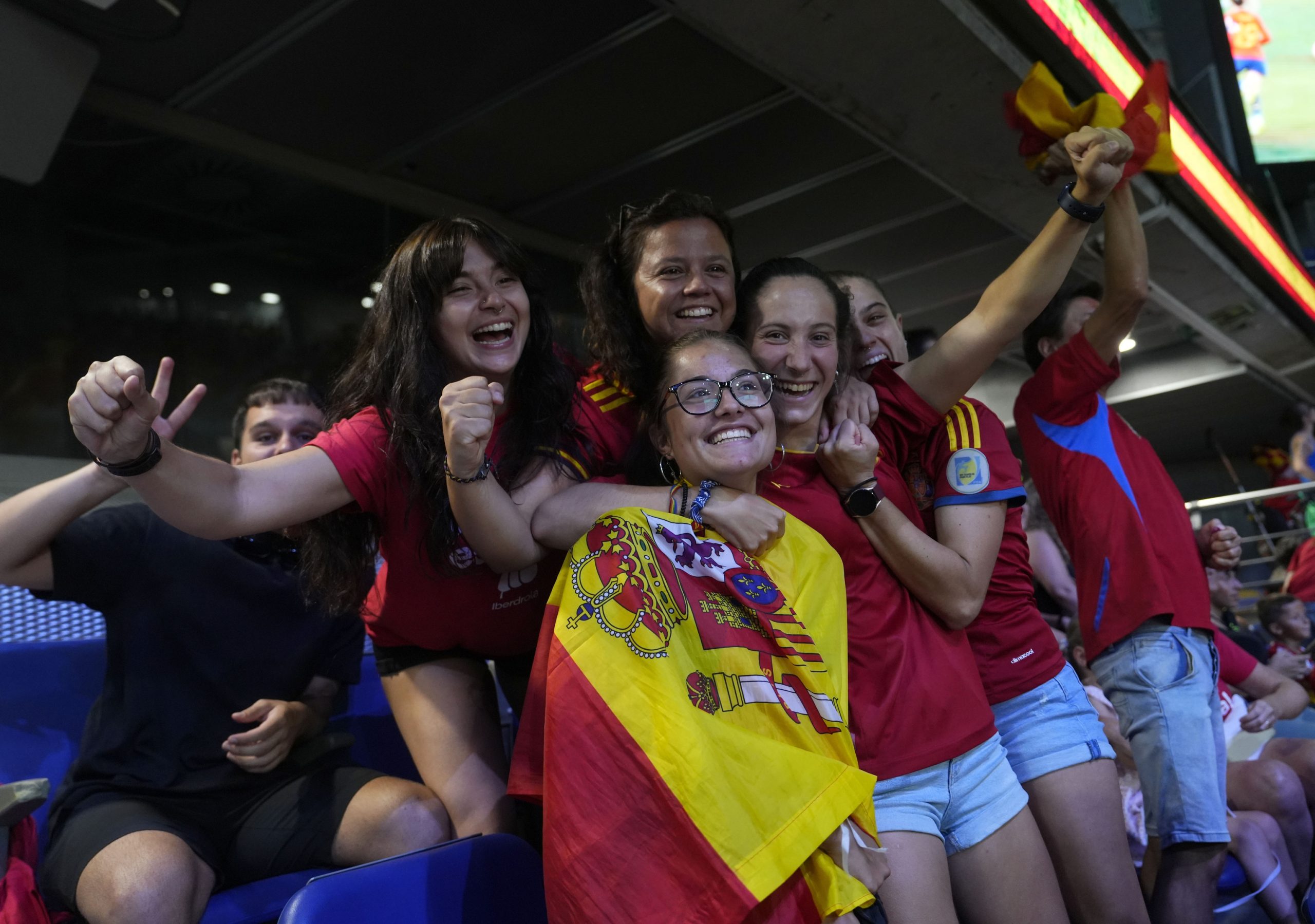 Un paÃ­s en la calle por las campeonas del mundo: "Estamos en Ã©xtasis"