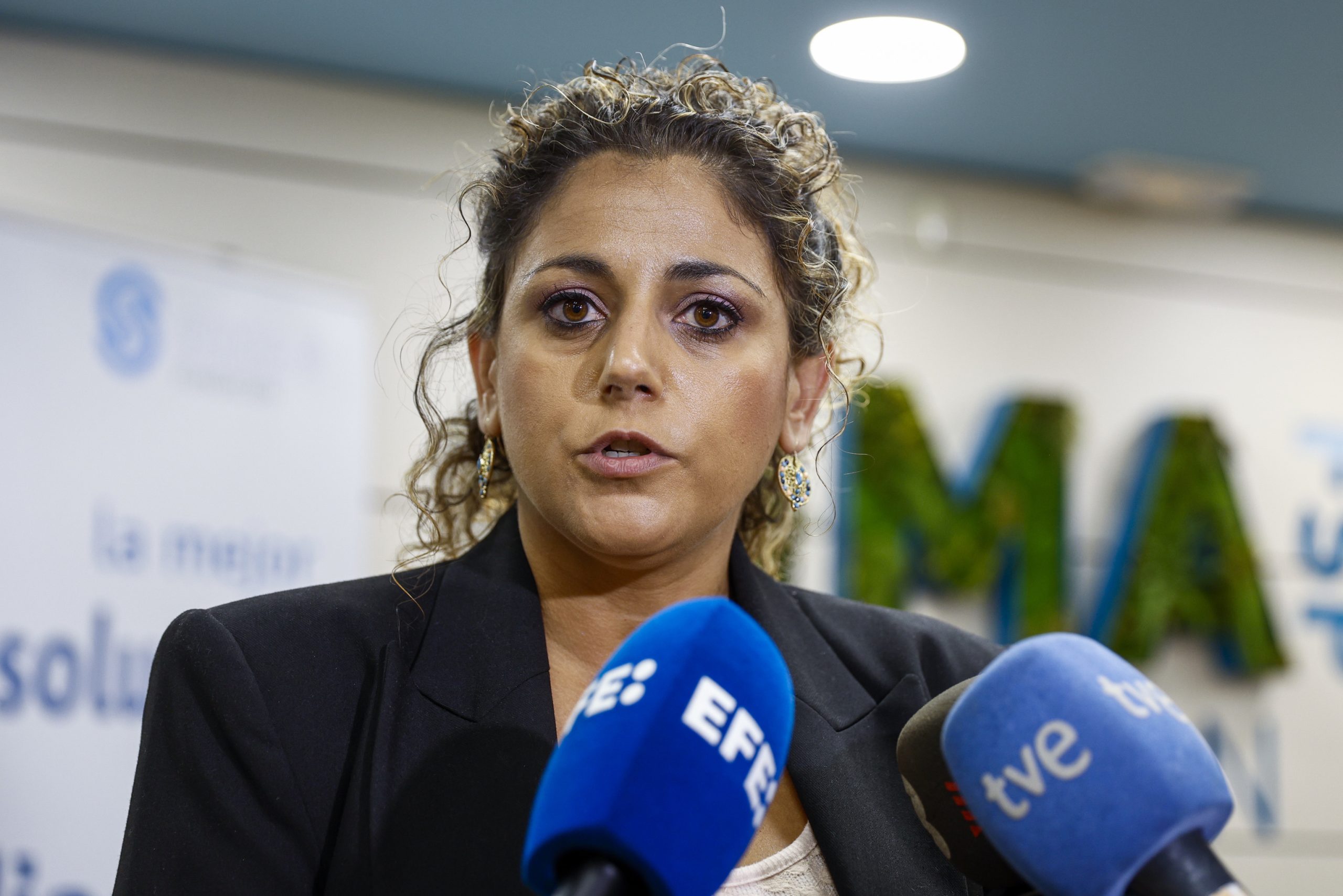 Acuerdo para desconvocar la huelga del fÃºtbol femenino: 21.000 euros de salario mÃ­nimo este aÃ±o y 28.000 (con variables) en 2025