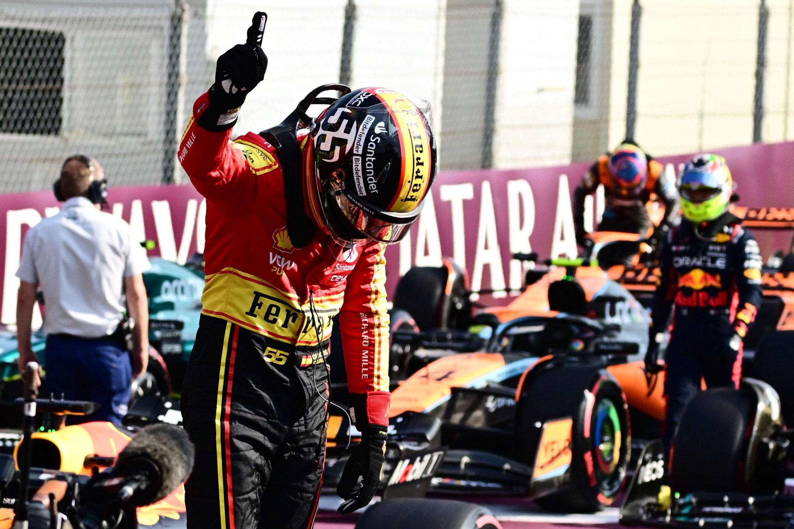 Carlos Sainz hace soÃ±ar a los 'tifosi' con una fantÃ¡stica 'pole' en Monza