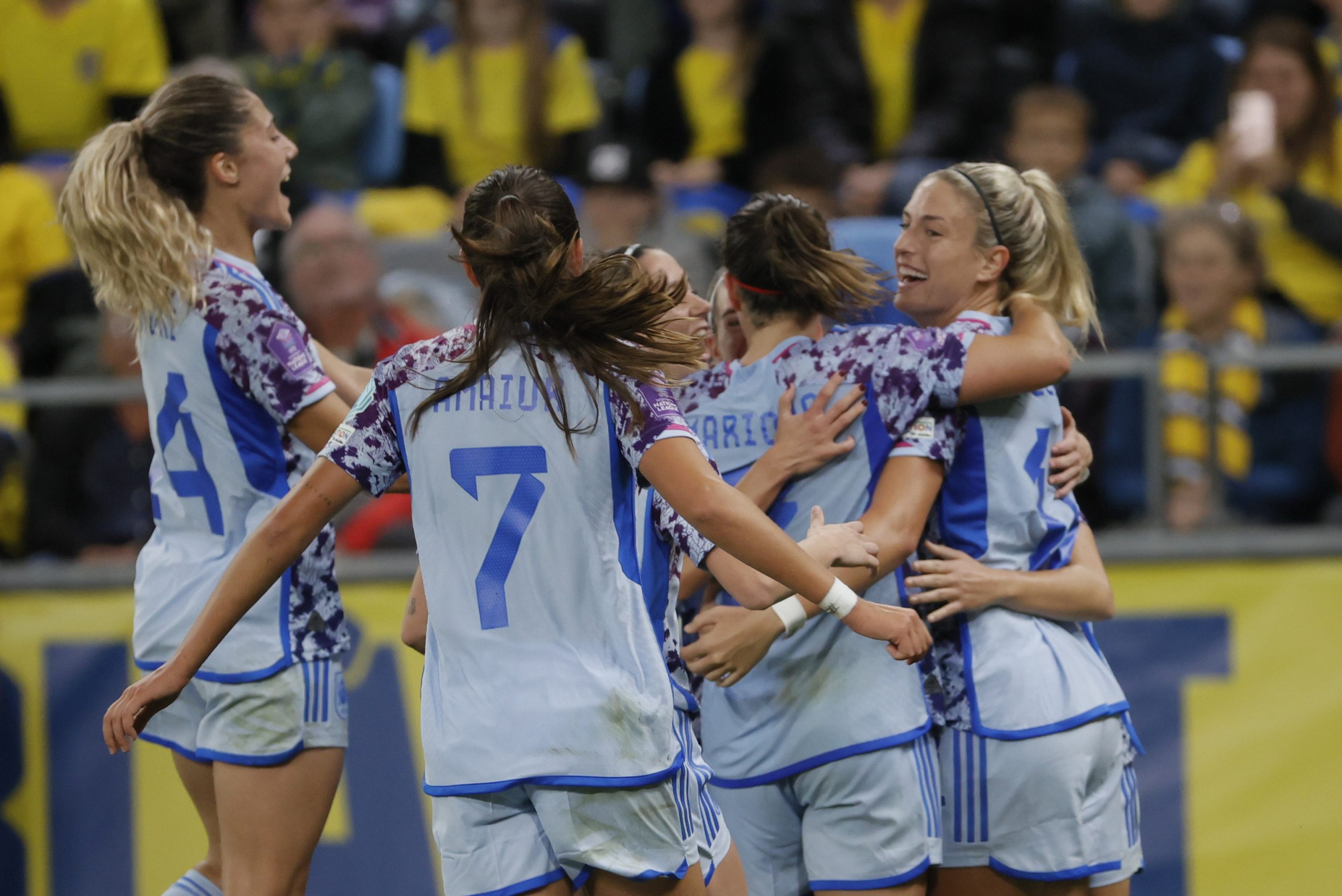 Ellas son las amas: EspaÃ±a derrota a Suecia con un penalti en el aÃ±adido