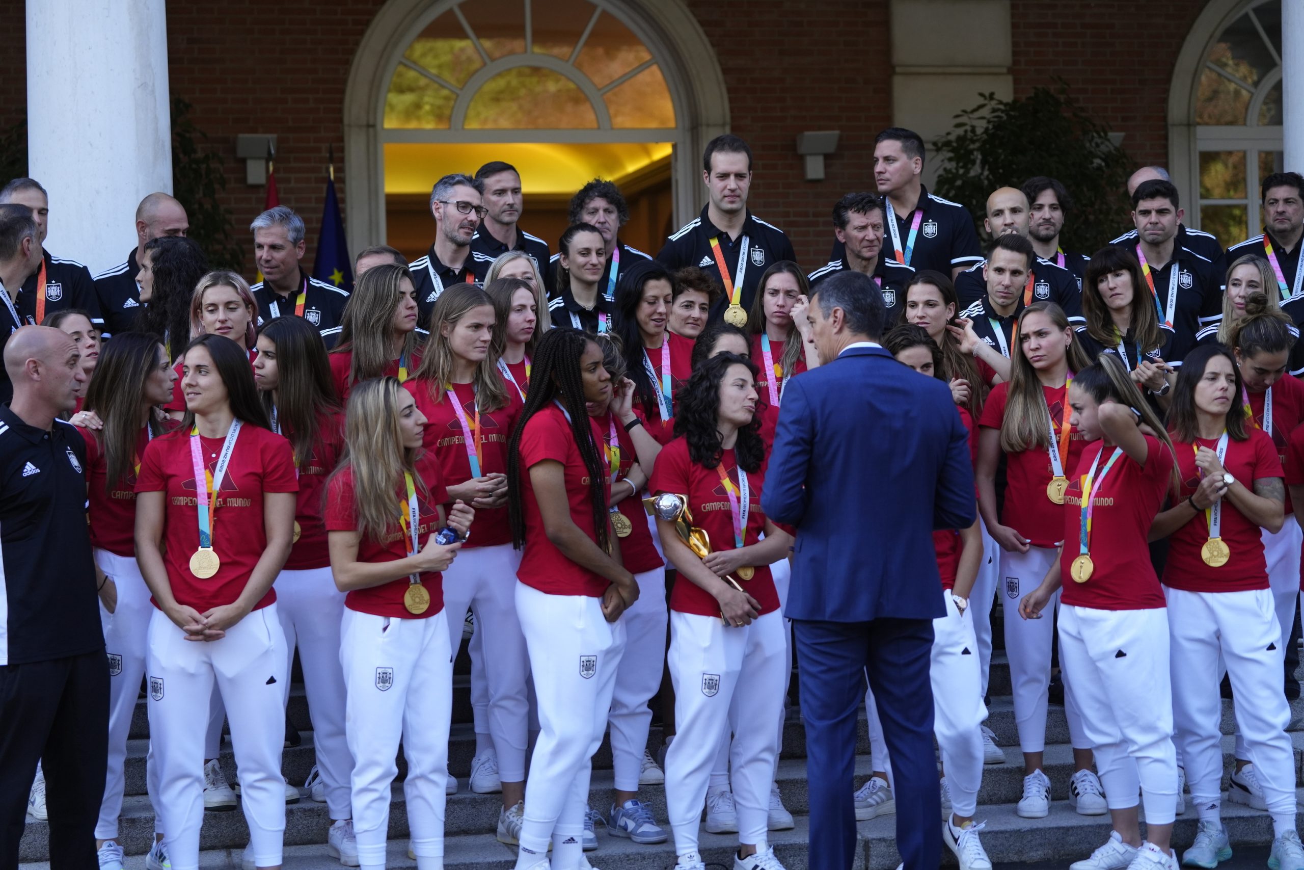 La FederaciÃ³n EspaÃ±ola de FÃºtbol cancela un acto de la selecciÃ³n femenina con los Reyes