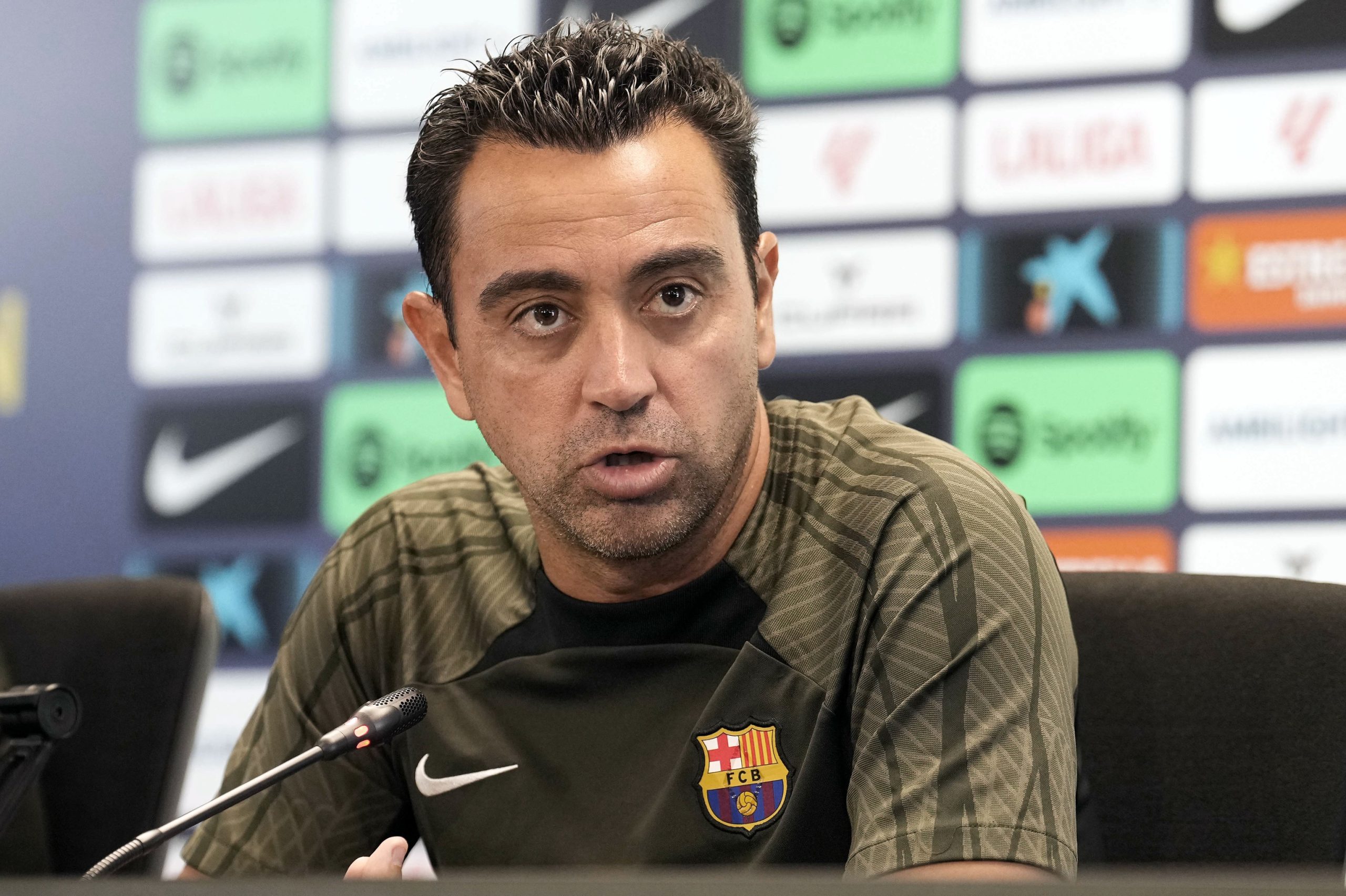 Xavi amplÃ­a su contrato con el BarÃ§a hasta 2025