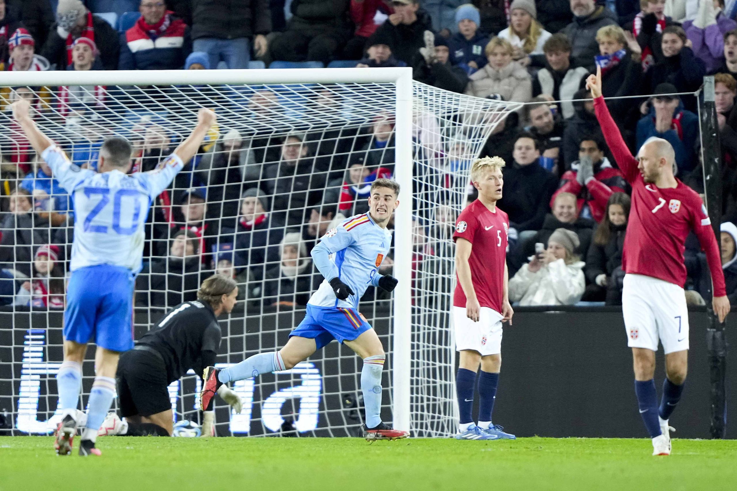 La plÃ¡cida vida de EspaÃ±a: se clasifica para la Eurocopa y deja a Haaland (casi) sin ella