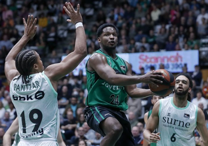 AndrÃ©s Feliz firma la canasta del aÃ±o: desde su campo y sobre la bocina para la victoria del Joventut