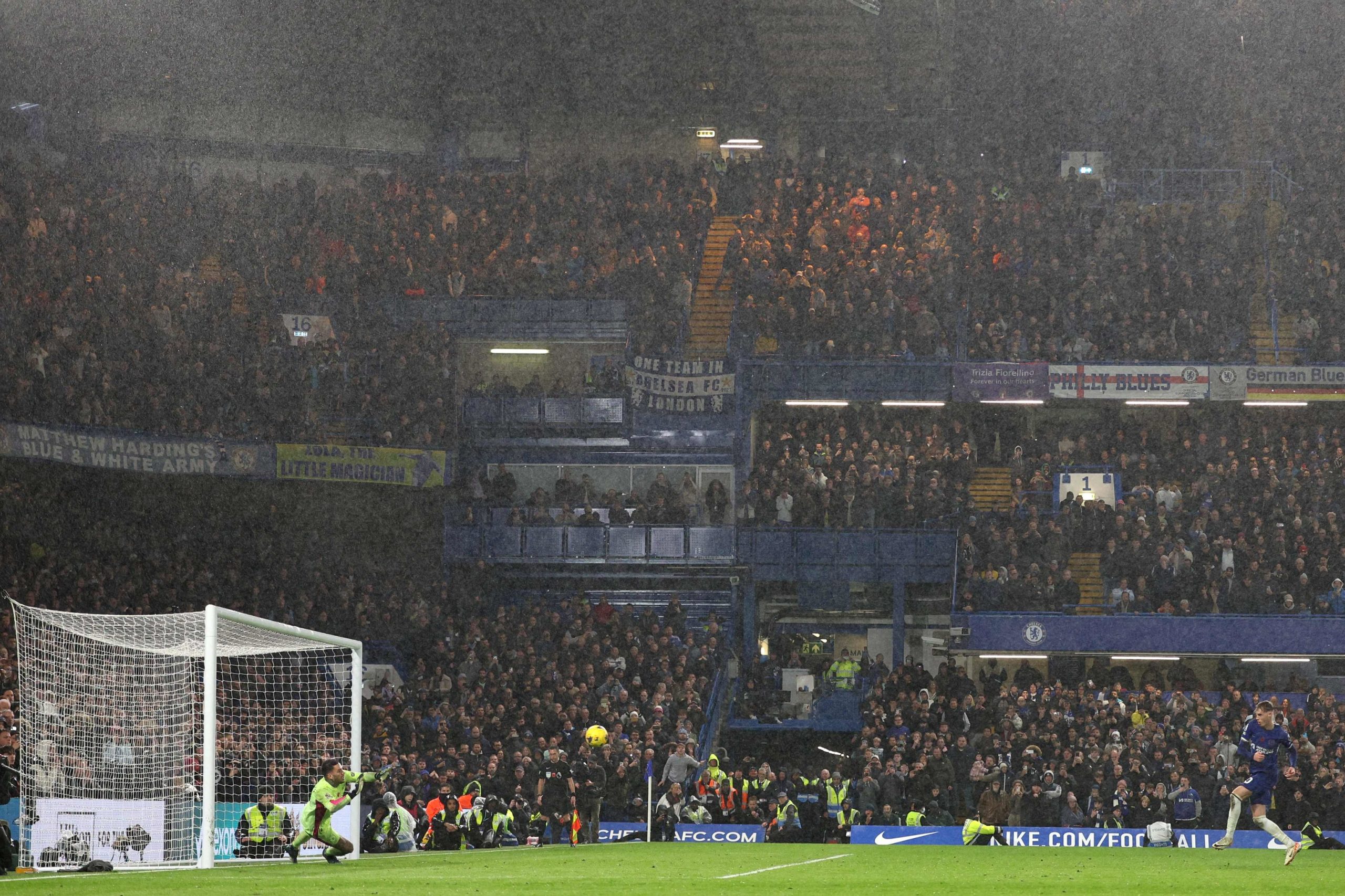 El Chelsea frena al City tras un festival de goles en Stamford Bridge