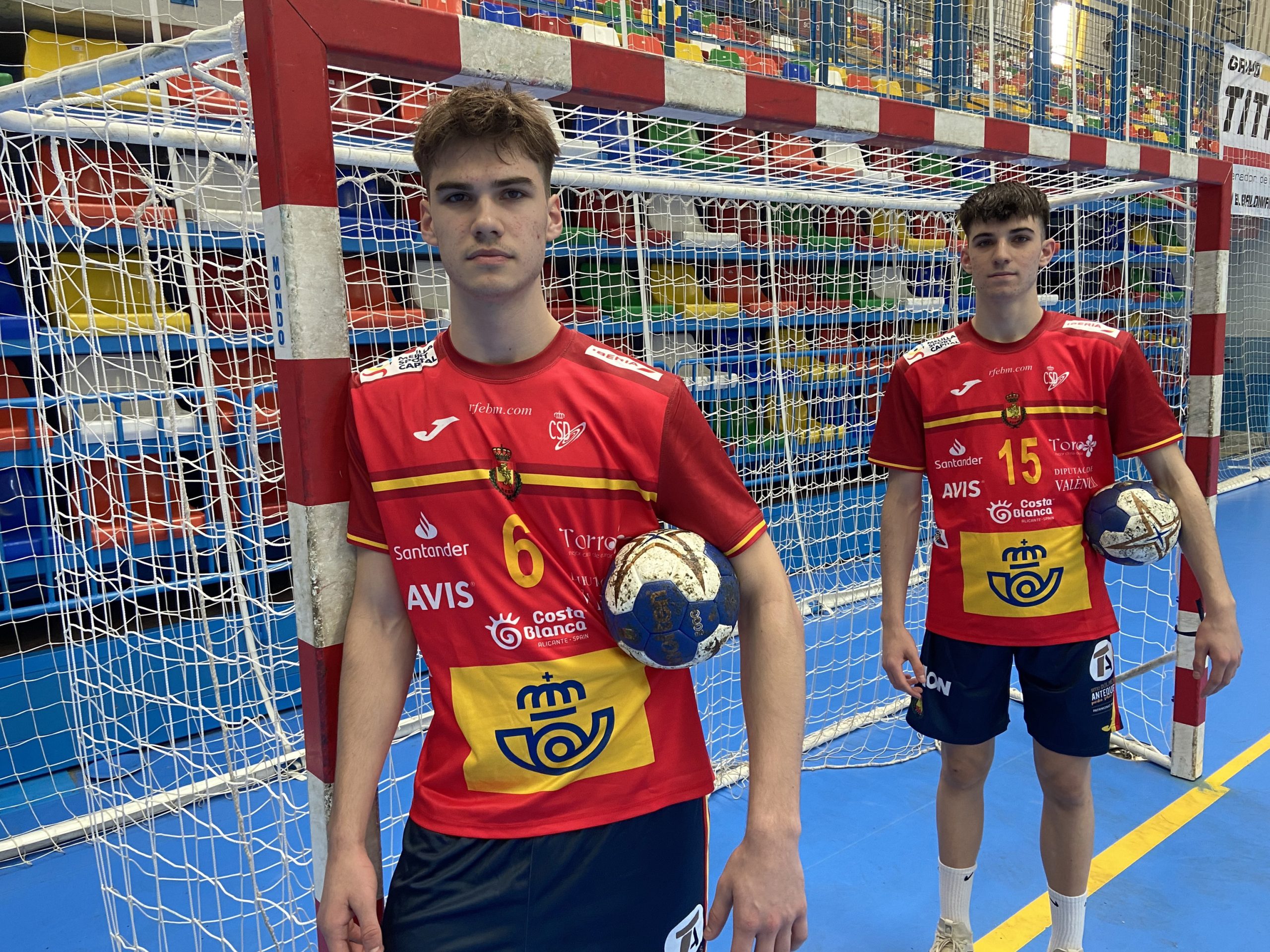 El futuro del balonmano espaÃ±ol tiene apellido serbio, los hermanos Cikusa: "Tienen ese brillo que cuesta tanto ver"