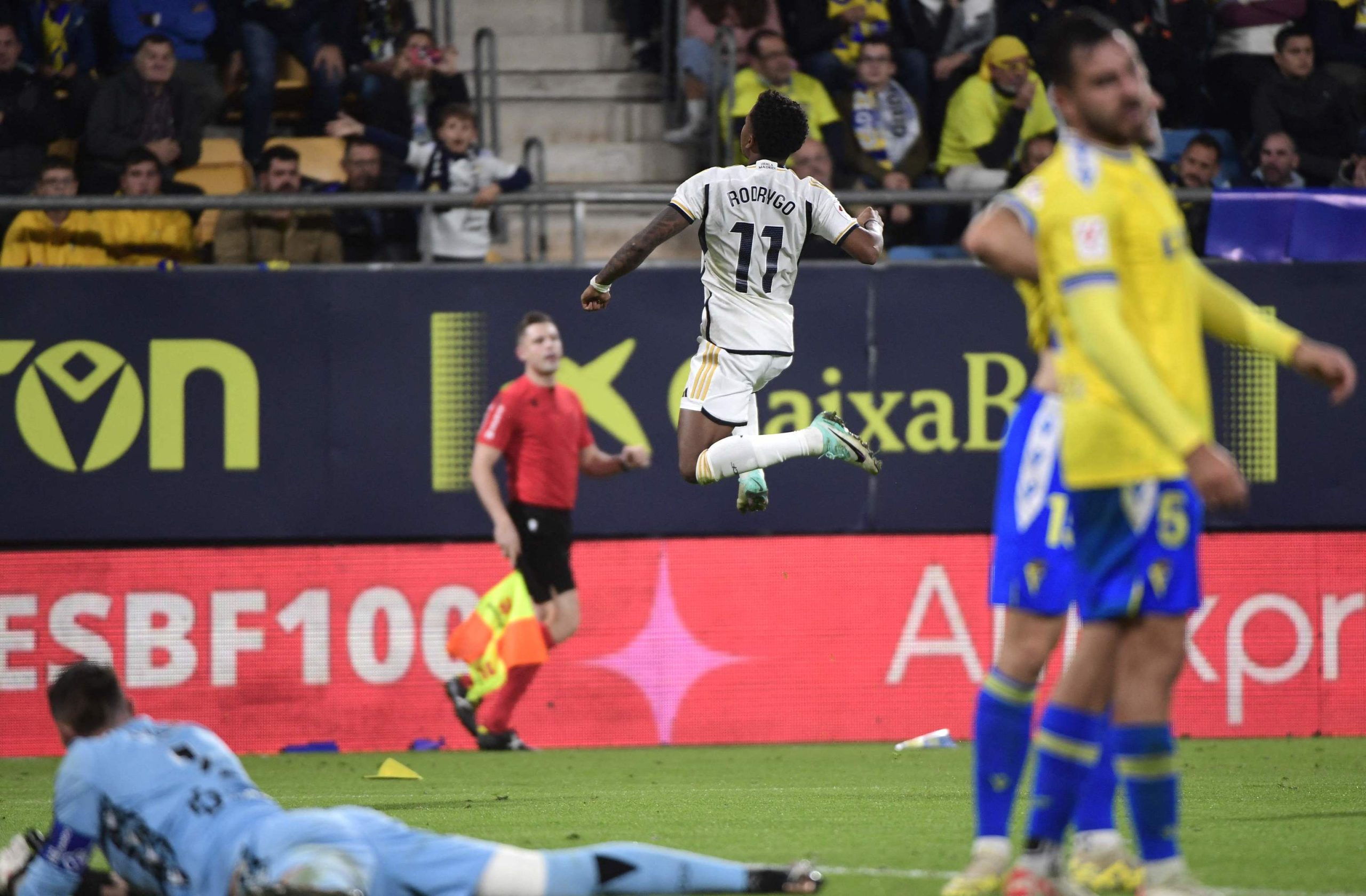 El 'swing' de Rodrygo lanza al Real Madrid en CÃ¡diz