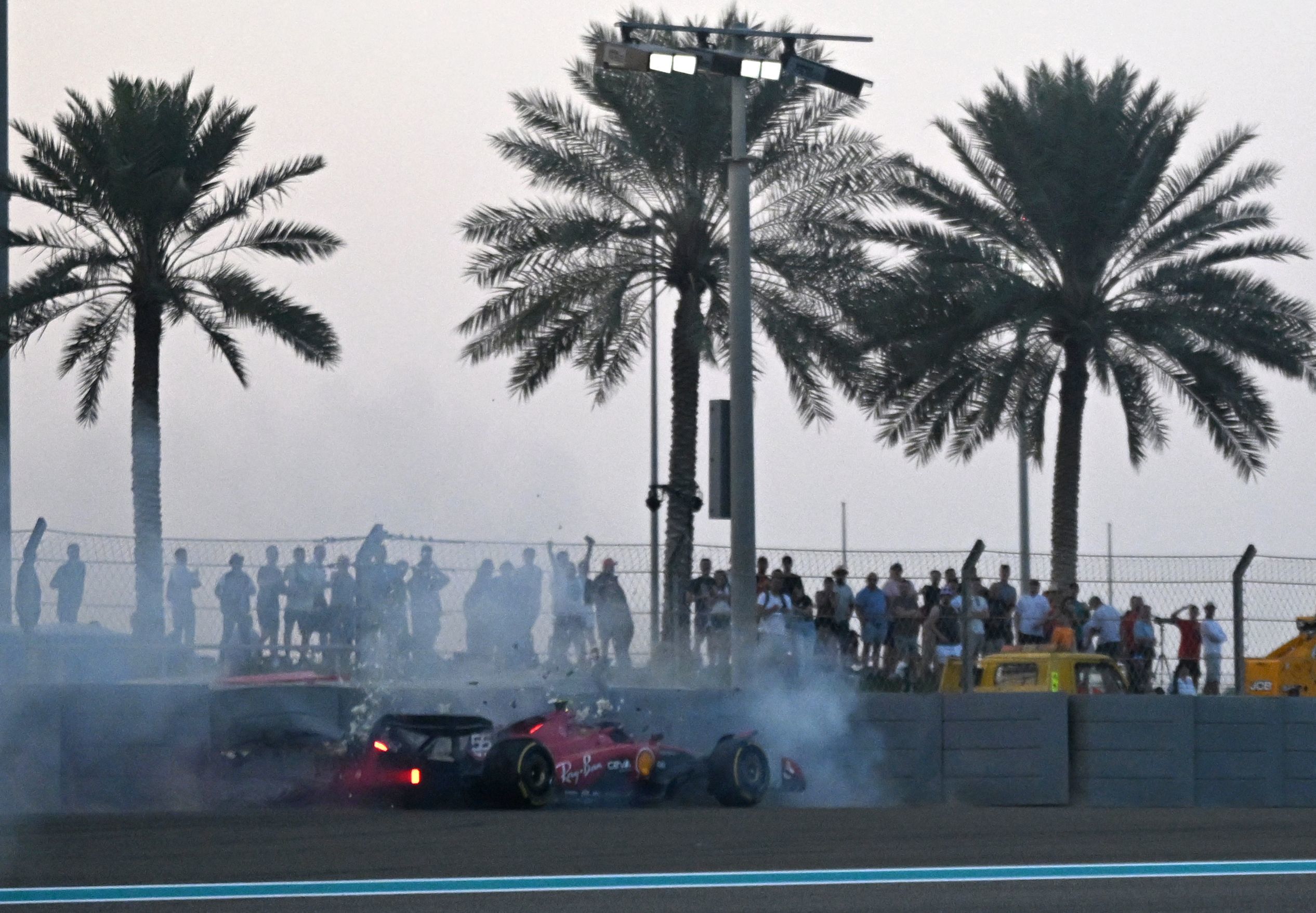 Las cuentas pendientes en Yas Marina: todo lo que queda por resolver en la Ãºltima carrera