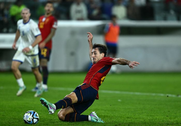 Mikel Oyarzabal, lesionado en un muslo, podrÃ­a volver ante el Inter