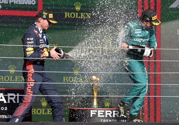 Un discutible premio para Norris y varios rÃ©cords para Alonso: "Lucharemos hasta la Ãºltima curva"