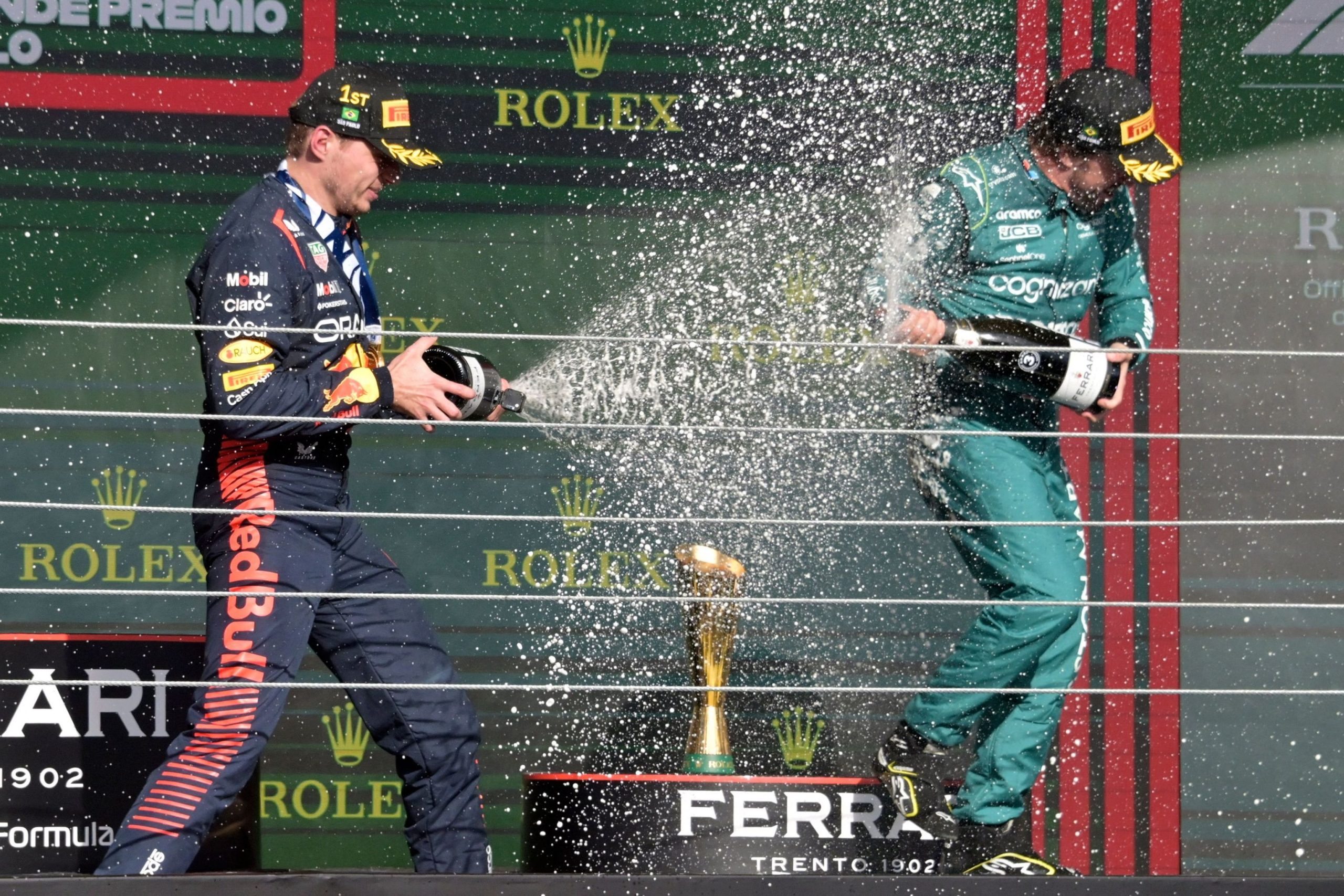 Un discutible premio para Norris y varios rÃ©cords para Alonso: "Lucharemos hasta la Ãºltima curva"