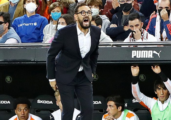 El respetuoso reencuentro del Valencia y BordalÃ¡s: de las broncas en el Coliseum a los elogios