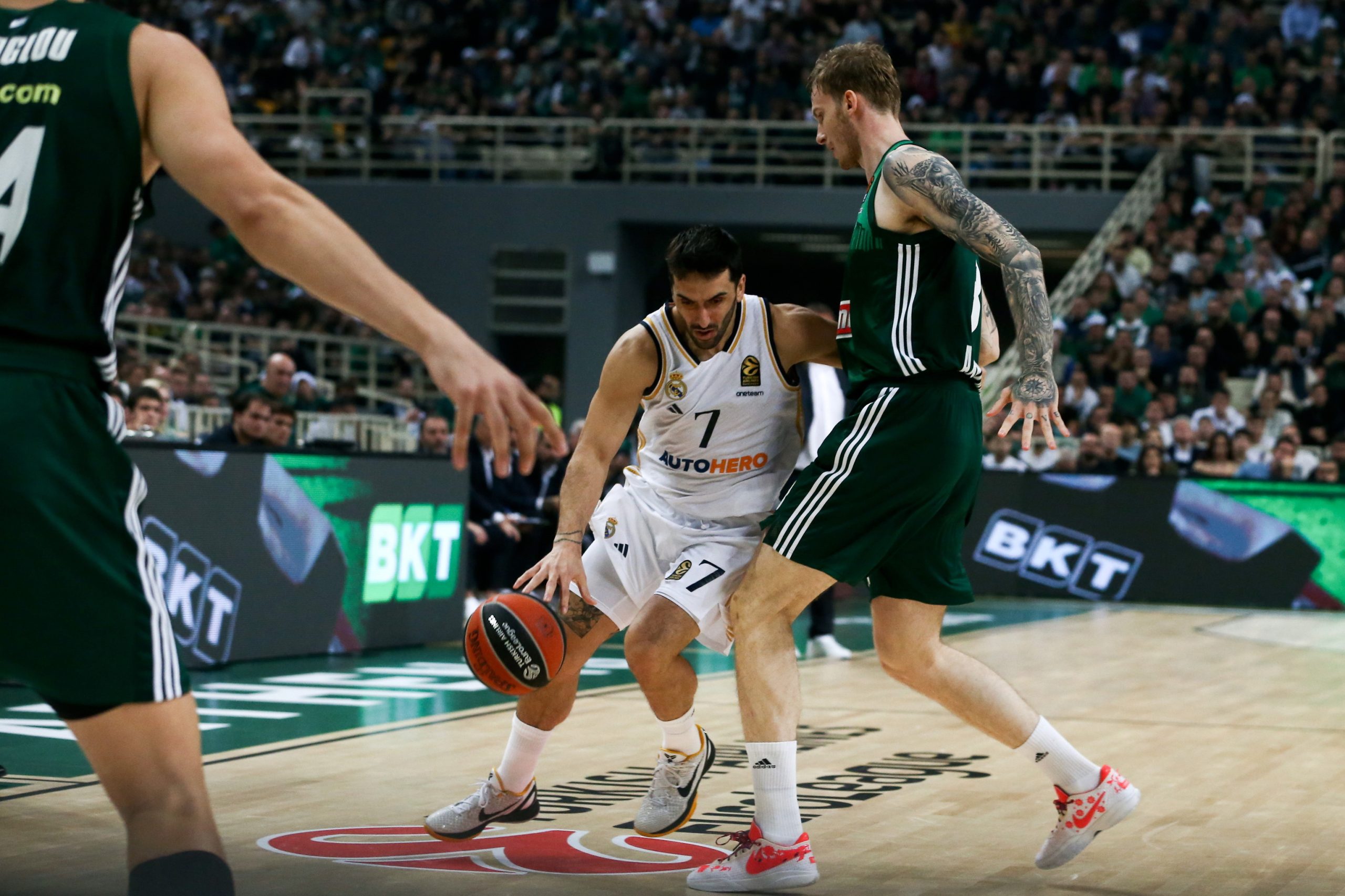 La semana fantÃ¡stica del Real Madrid en Atenas: los 'brates' tambiÃ©n dominan al Panathinaikos