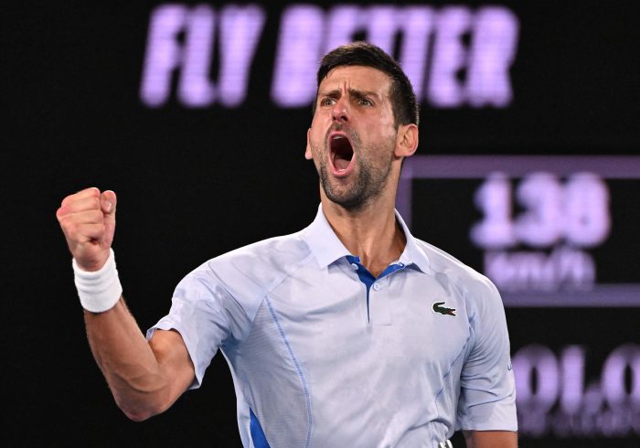 Djokovic cede un set ante Prizmic para estar en segunda ronda