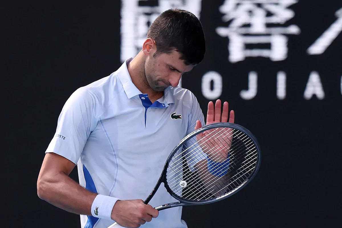 Djokovic tambiÃ©n desconecta y cae ante Sinner en Australia: "Ha sido uno de mis peores partidos"