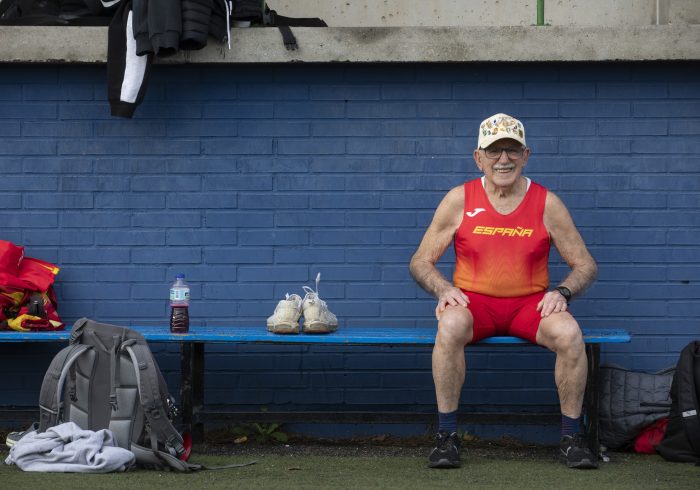 El increÃ­ble SeÃ±or Paco, el incombustible atleta de 87 aÃ±os: "He jubilado a todos mis rivales"