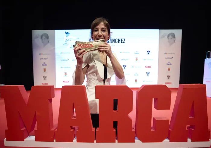 Sandra SÃ¡nchez recibe el MARCA Leyenda: "La gente que me enterrÃ³ consiguiÃ³ que echara raÃ­ces y cuando florecÃ­ lo hice mÃ¡s fuerte"