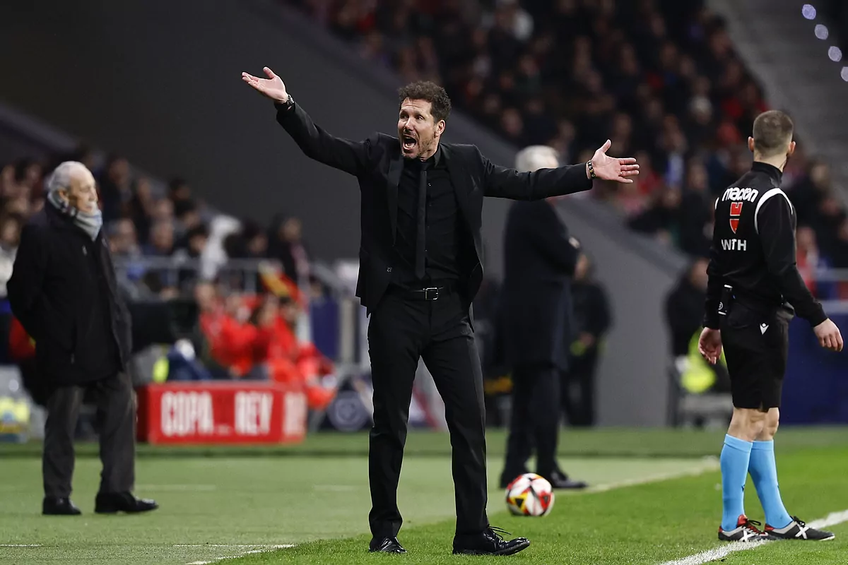 Simeone iguala a victorias a Ancelotti en los derbis entre ambos: "Ellos son el mejor equipo del mundo"