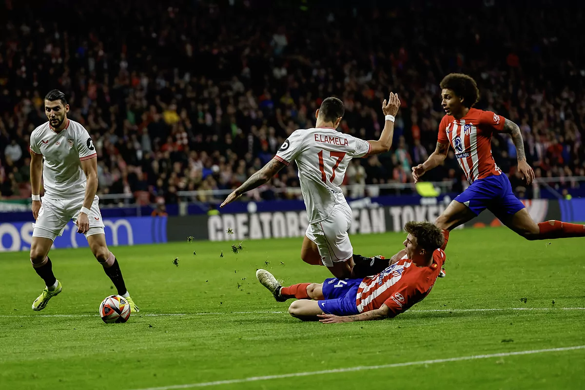 Un partido triste para los sevillistas, el 'adiÃ³s' de Correa y el penalti de la discordia: "Barrios toca balÃ³n"