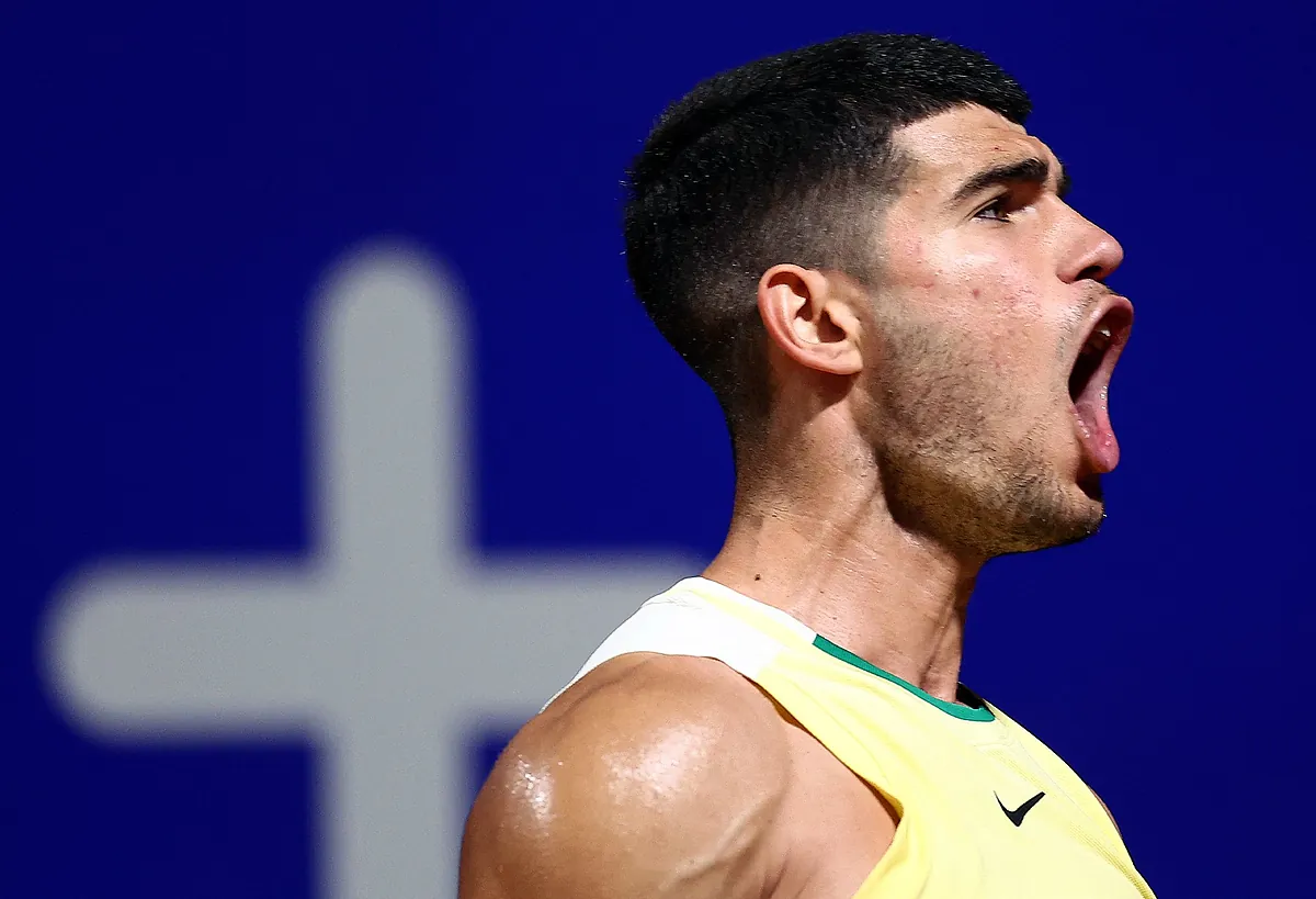 Alcaraz vence a Vavassori y consigue el billete a las semifinales del ATP 250 de Buenos Aires