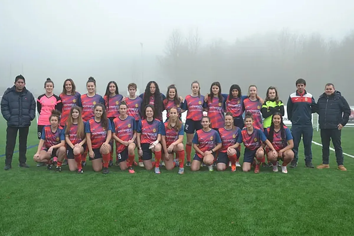 La S.D. Alsasua denuncia que intentaron sacar fotos a sus jugadoras en las duchas