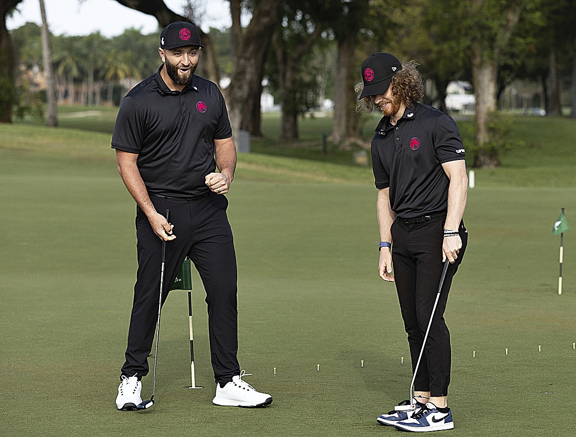 Niemann gana a Sergio GarcÃ­a y Jon Rahm entre tinieblas