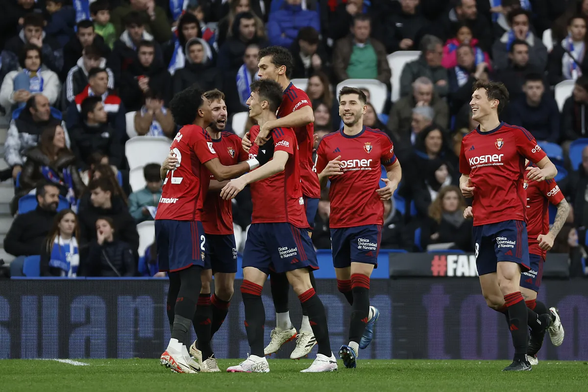 Osasuna congela a la Real Sociedad con un gol de Budimir