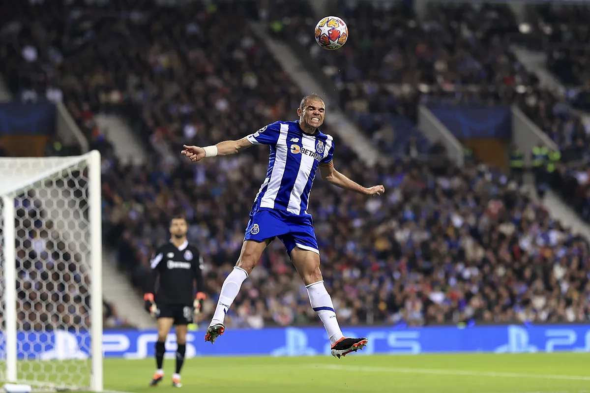 Pepe se convierte en el jugador de mÃ¡s edad en jugar unos octavos de la Champions League