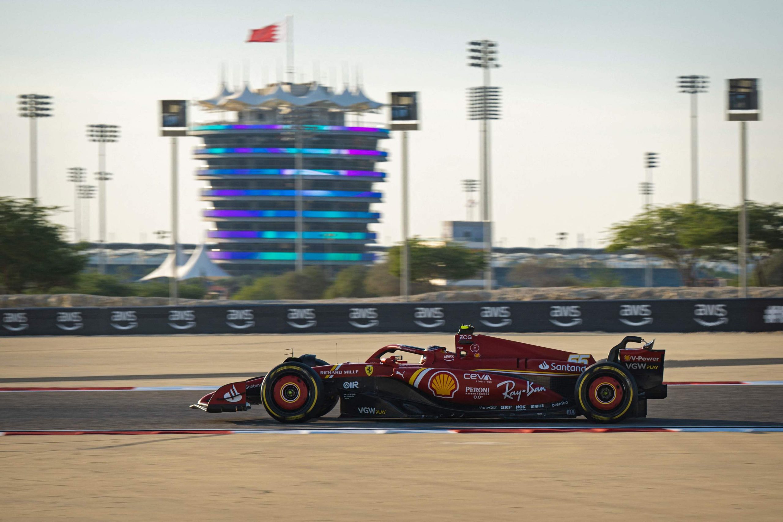 Verstappen aterroriza en la primera jornada de test, con Alonso en buena lÃ­nea