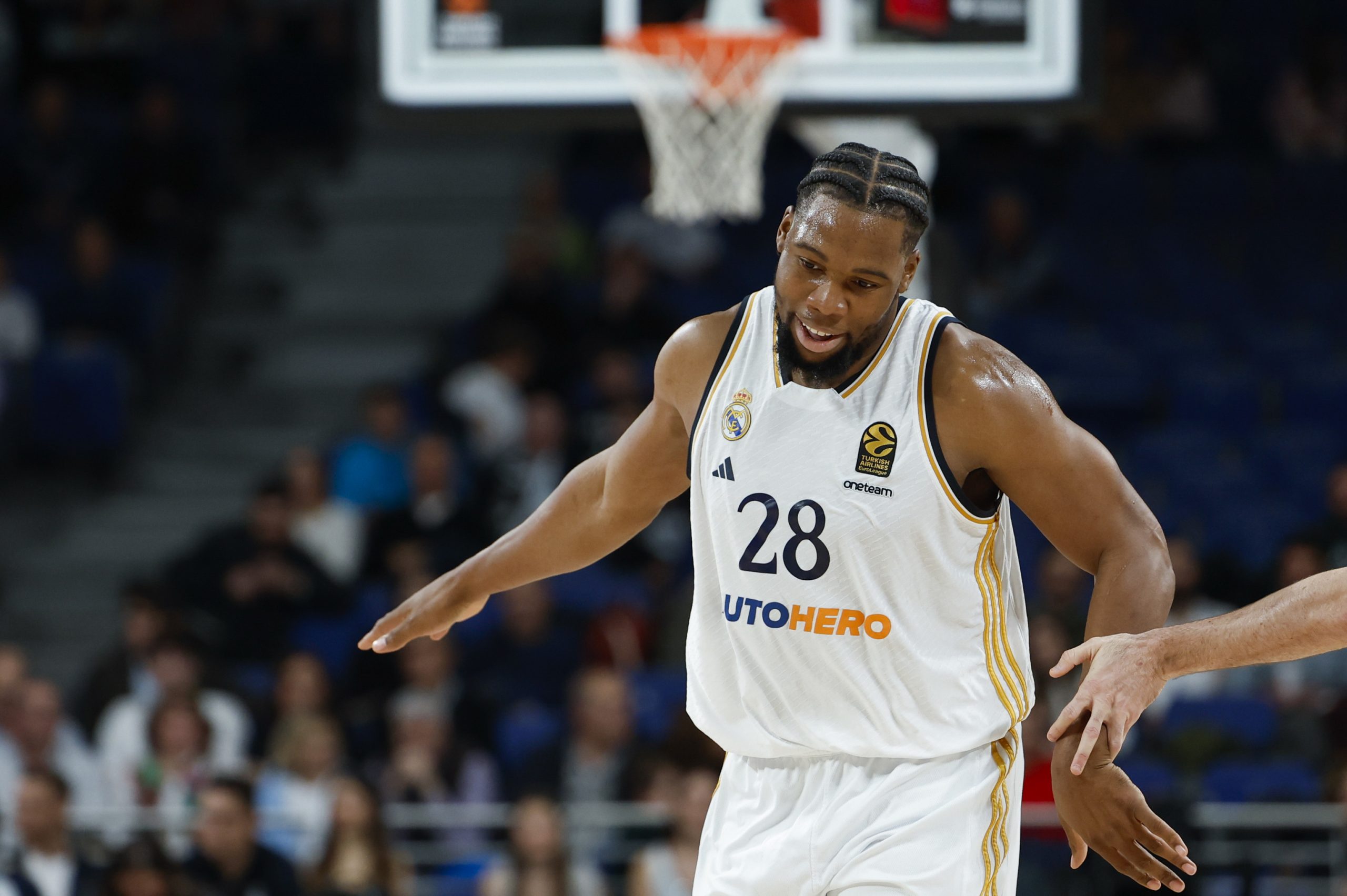 Yabusele se pone las botas en una noche sin nervio ante el colista