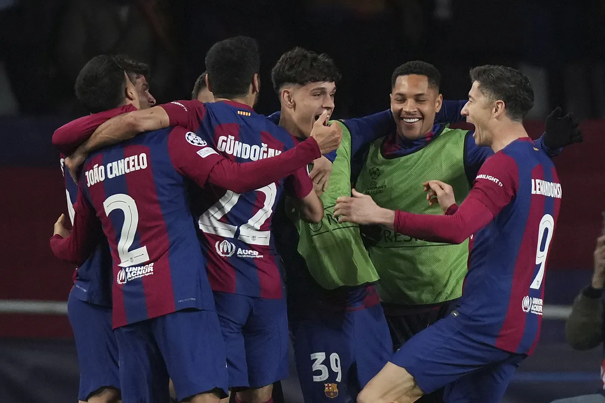 El Barça sobrevive al suspense ante el Nápoles y vuelve a cuartos de Champions