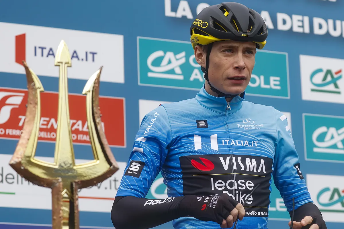 Vingegaard asusta en su mejor arranque de temporada y sentencia la Tirreno-Adriático