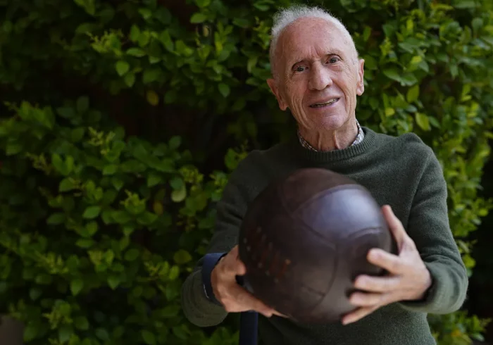 Cuando el fútbol pelea contra el Alzheimer: "No recordaba a sus hijas, pero sí a Di Stéfano"