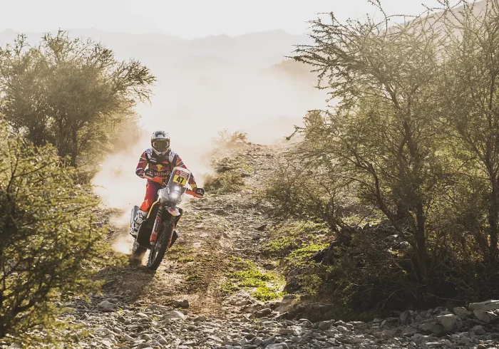 El bicampeón del Dakar Kevin Benavides, en pronóstico reservado tras un accidente