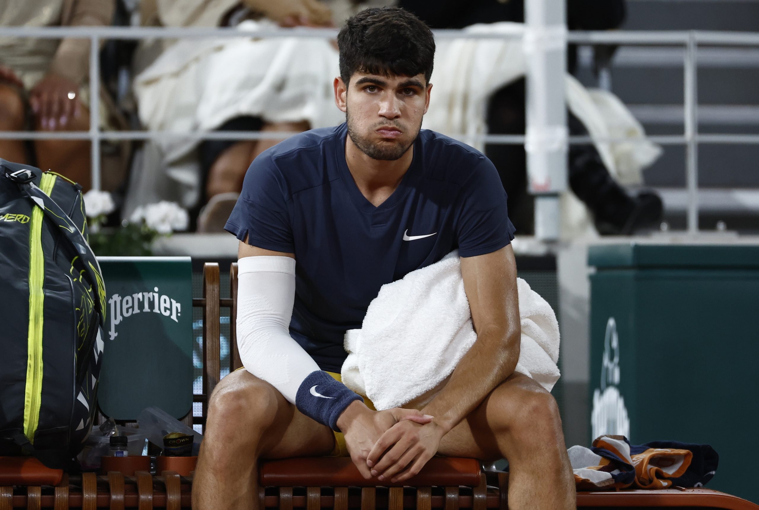 El mejor Alcaraz llega a Roland Garros con el puño cerrado: brillante victoria ante Korda y a octavos