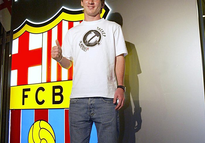 La servilleta con el primer contrato de Messi con el Barça se vende por 890.000 euros