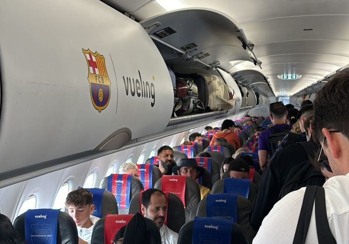 Un avión del Barça para los hinchas del Real Madrid camino de Wembley