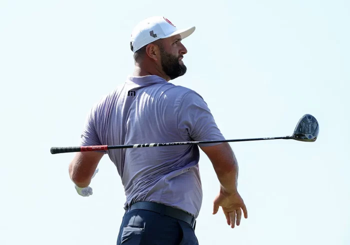 Jon Rahm abandona por lesión a pocos días del Abierto de EEUU