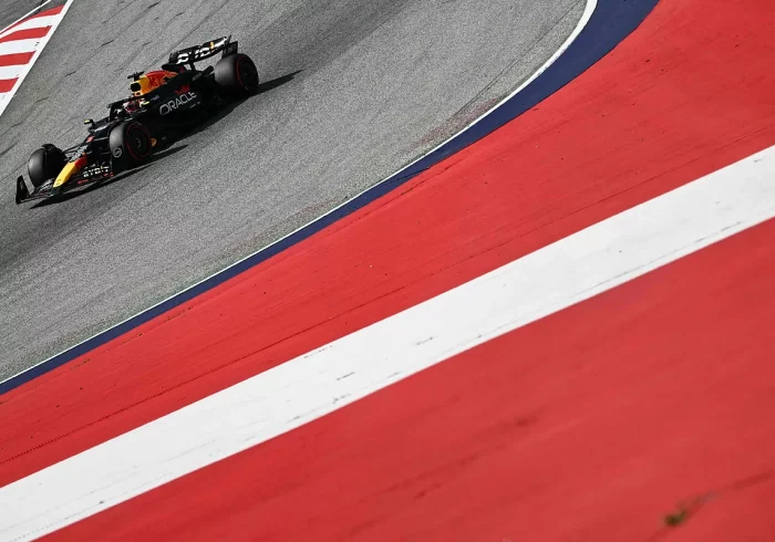 Verstappen multiplica y Aston Martin divide en el Red Bull Ring