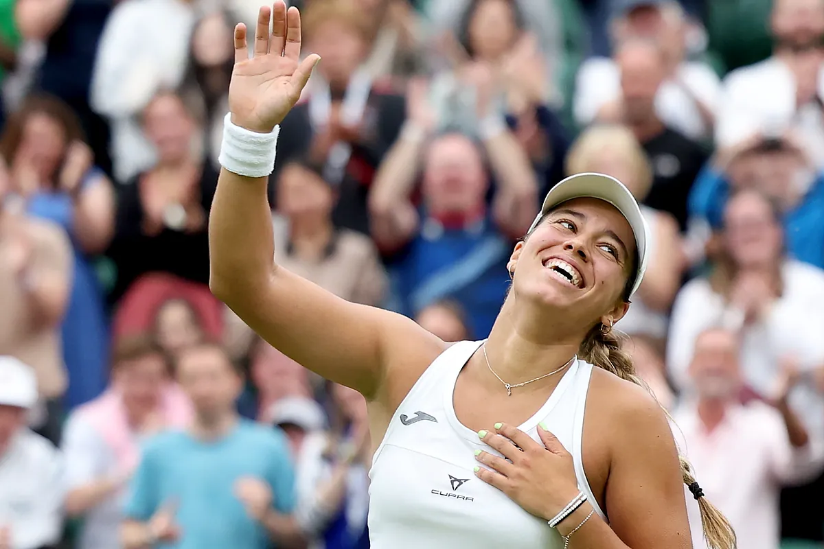 La española Bouzas vence a Vondrousova, que defendía el título