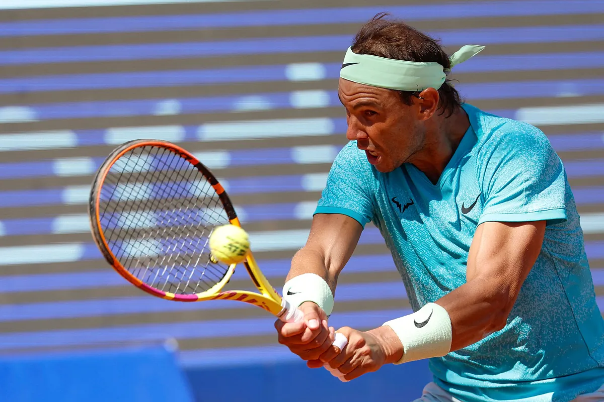 Nadal remonta a Ajdujovic en el ATP de Bastad y vuelve a una final